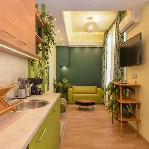  Apartment Chic 1br With Terrace In Center By Flat Mаnager